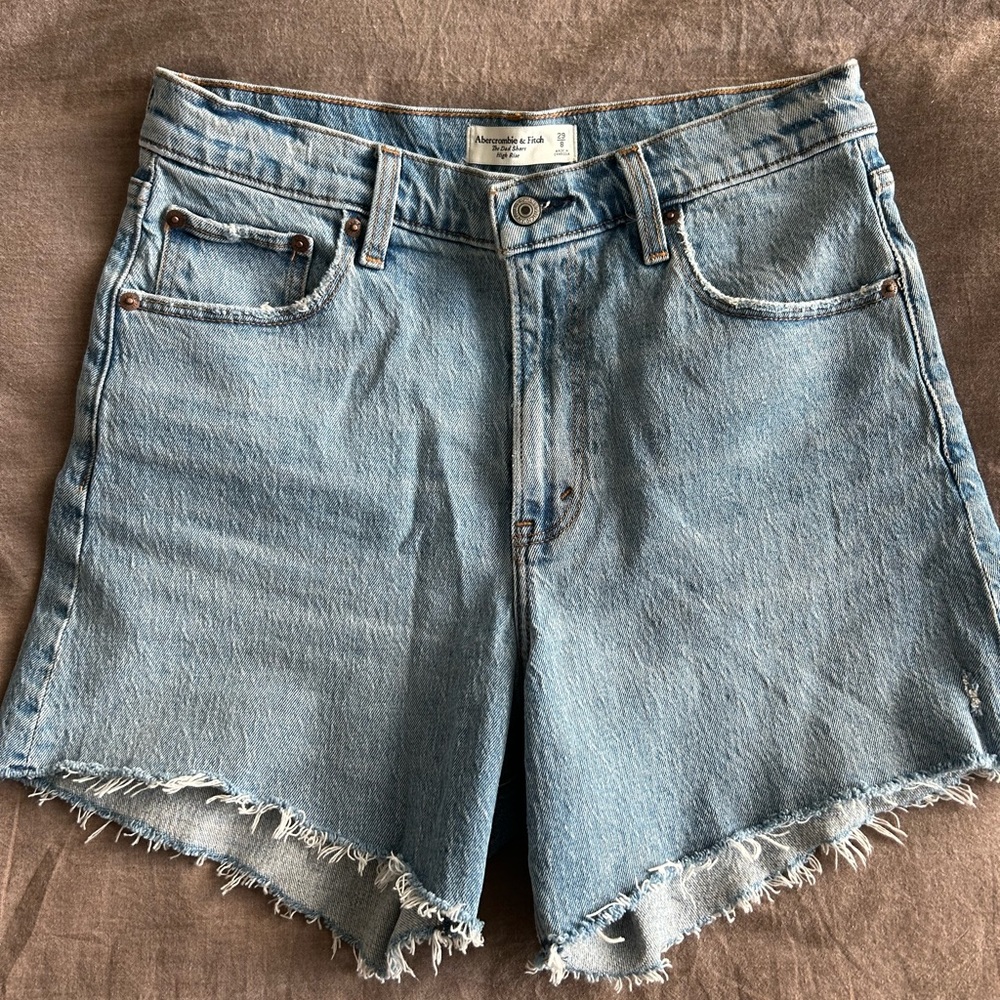 Abercrombie & Fitch The Dad Short High Rise